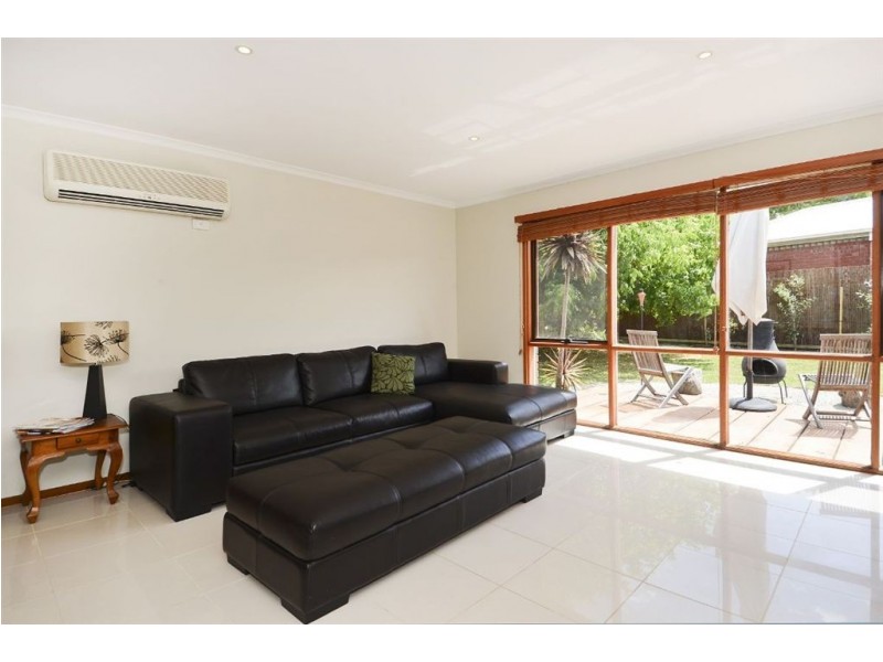 23 Greenbank Court, Leopold VIC 3224