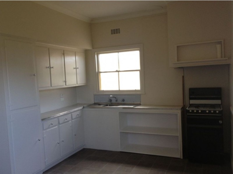 4 Bromley Street, Thomson VIC 3219