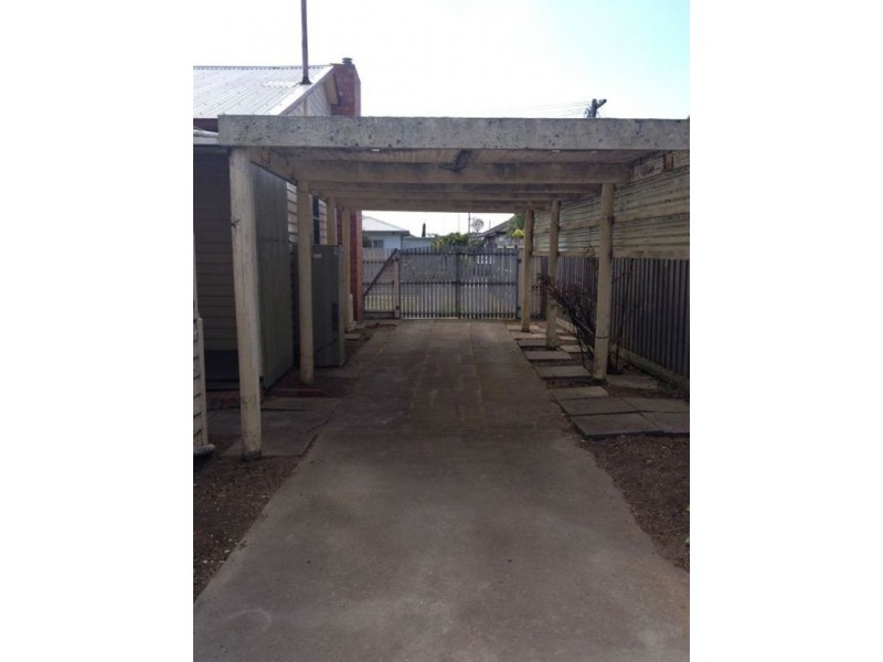 4 Bromley Street, Thomson VIC 3219