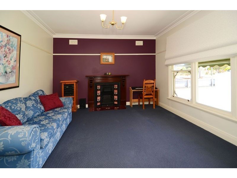 23 Hinchcliff Crescent, Newcomb VIC 3219