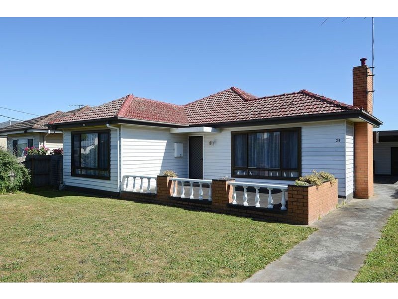 23 Glover Street, Newcomb VIC 3219