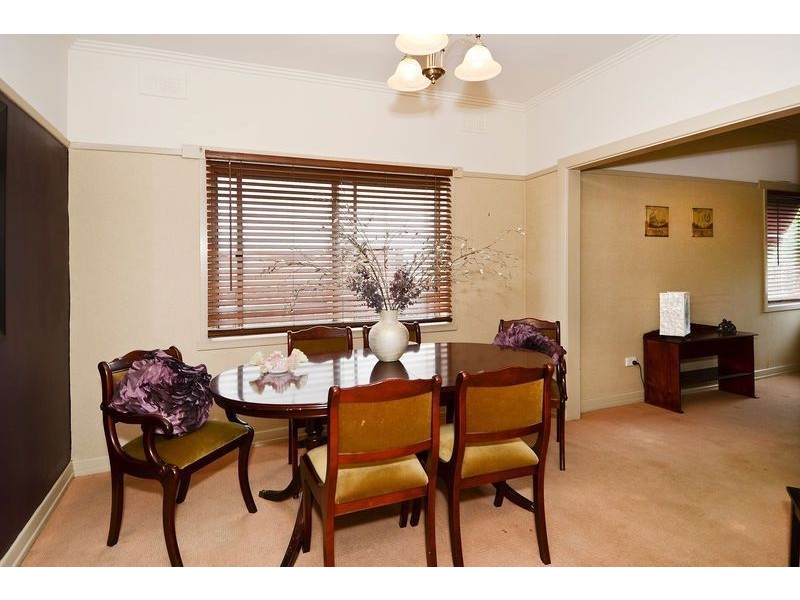 20 Airey Avenue, Manifold Heights VIC 3218