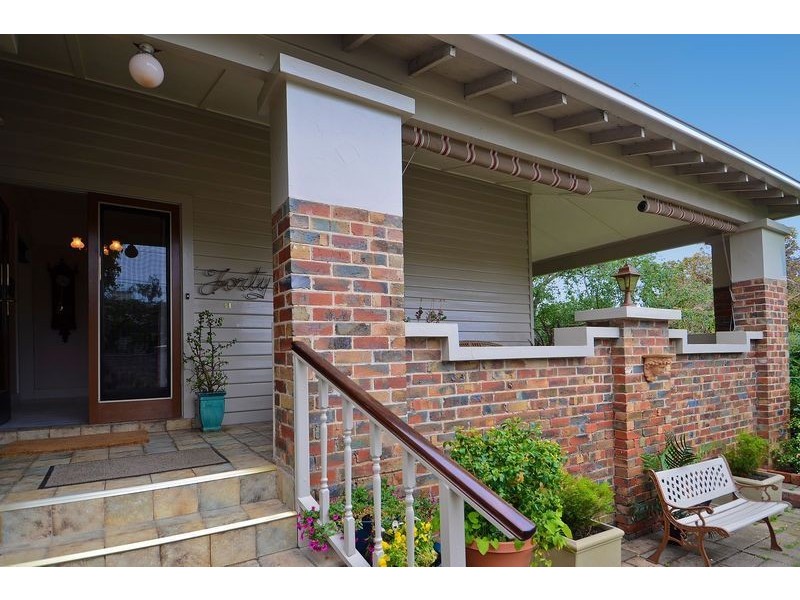 41 Upper Skene Street, Newtown VIC 3220