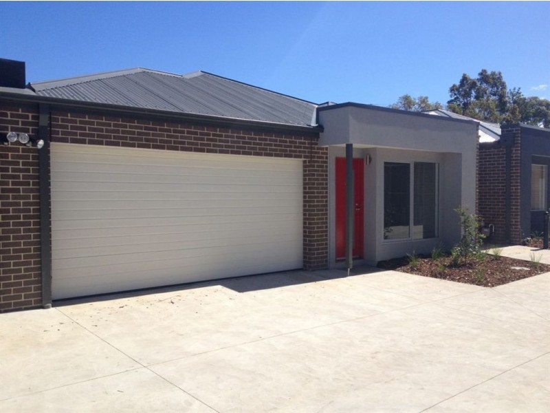 11 & 12/5 Peter Street, Grovedale VIC 3216