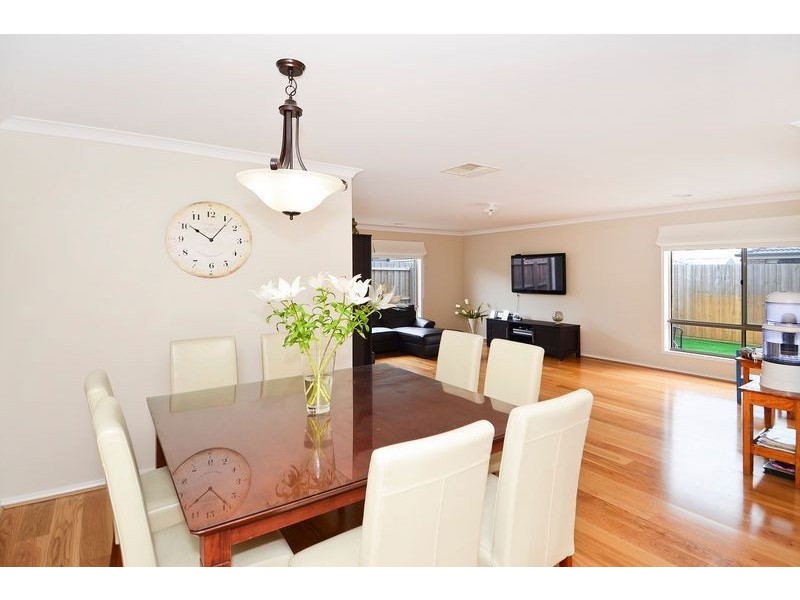 42 Curtain Drive, Leopold VIC 3224