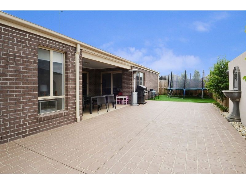 42 Curtain Drive, Leopold VIC 3224