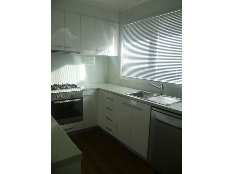 1/6 Glover Street, Newcomb VIC 3219