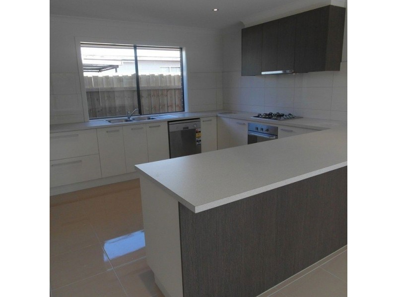 5A Helmer Crescent, East Geelong VIC 3219