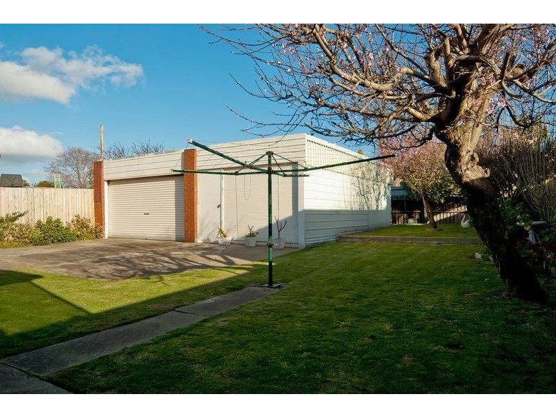 99 Darriwill Street, Bell Post Hill VIC 3215