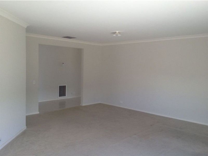 10 Zazzman Court, St Albans Park VIC 3219