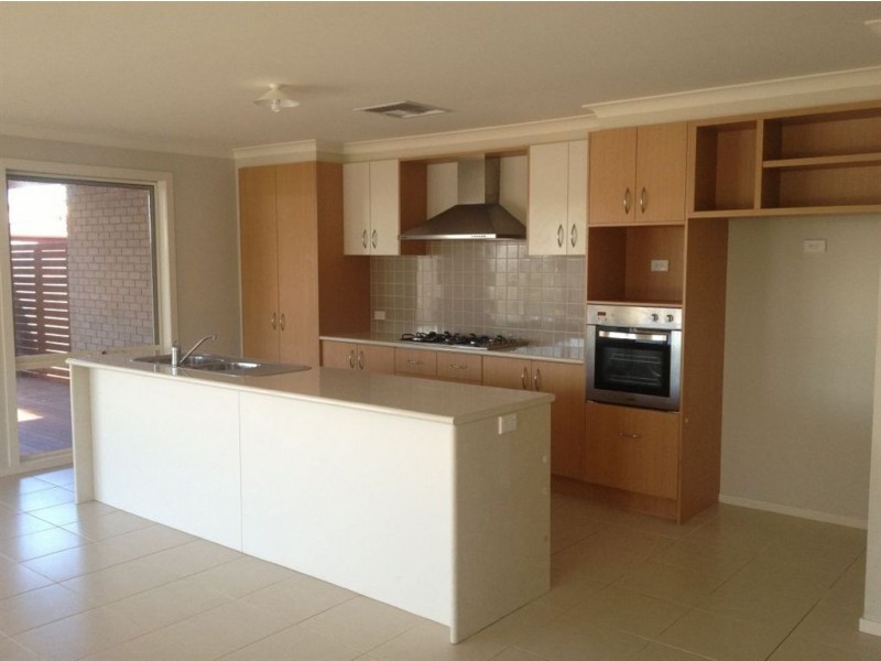 10 Zazzman Court, St Albans Park VIC 3219