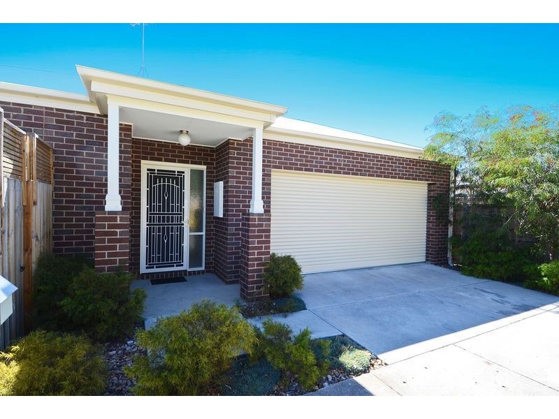 50 Poplar Street, Newcomb VIC 3219
