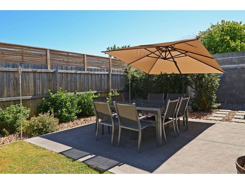 50 Poplar Street, Newcomb VIC 3219