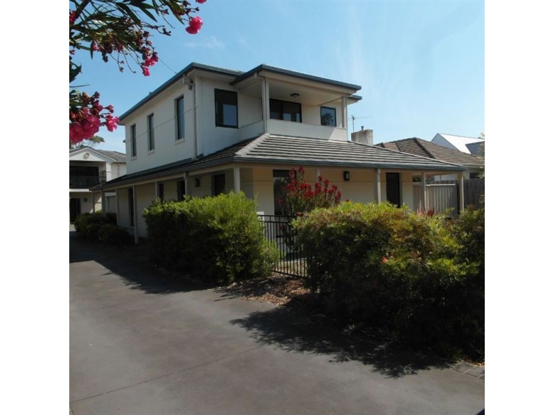 1/38 Denman Street, East Geelong VIC 3219