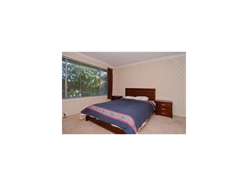 825 Bellarine Highway, Leopold VIC 3224