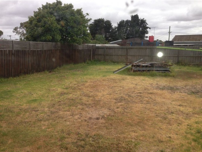 10 Sparks Road, Norlane VIC 3214