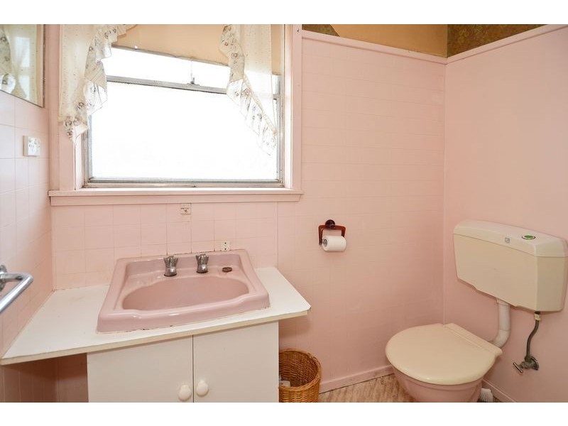 54 Neptune Avenue, Newcomb VIC 3219