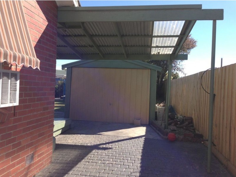 42 Neptune Avenue, Newcomb VIC 3219