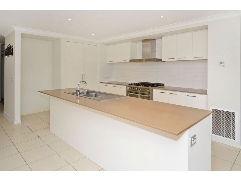 6 Zazzman Court, St Albans Park VIC 3219