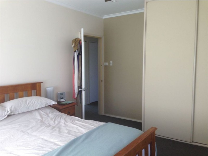 12 Saturn Street, Newcomb VIC 3219