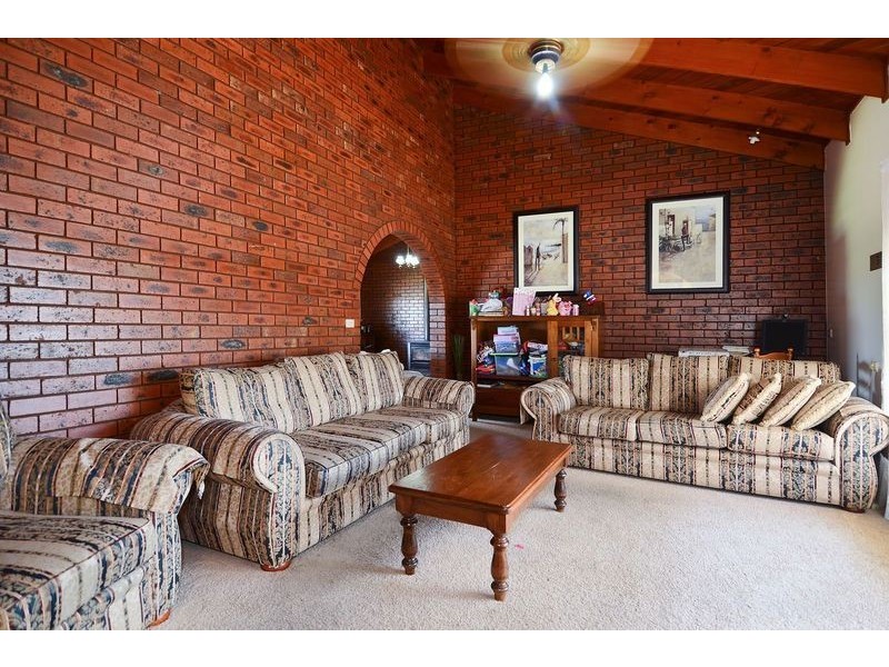 15 Avonlea Road, Bell Post Hill VIC 3215