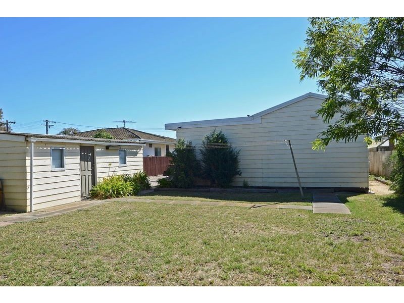 63 Camellia Crescent, Norlane VIC 3214