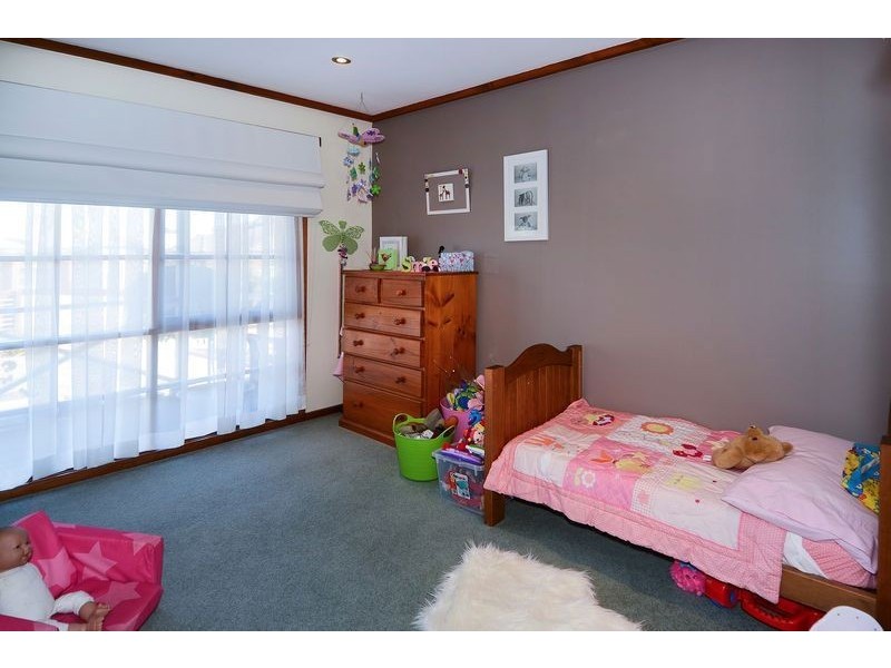 9 Justine Court, Leopold VIC 3224