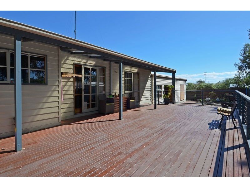 9 Justine Court, Leopold VIC 3224