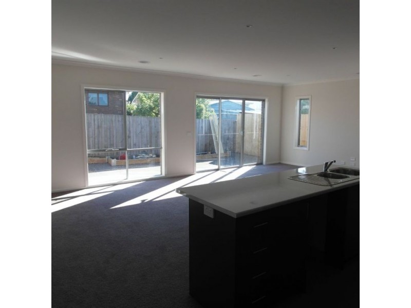 3/1 Pitman Street, Newcomb VIC 3219