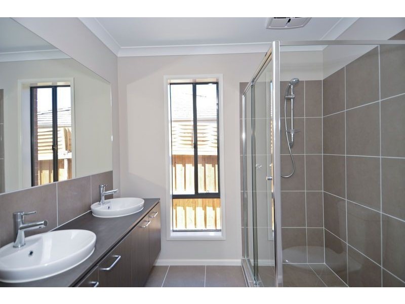 9 Tispa Drive, Leopold VIC 3224