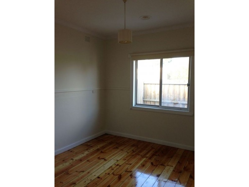 1/13 Charlotte Avenue, Newcomb VIC 3219