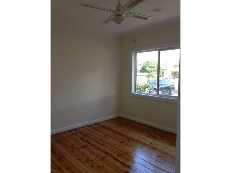 1/13 Charlotte Avenue, Newcomb VIC 3219