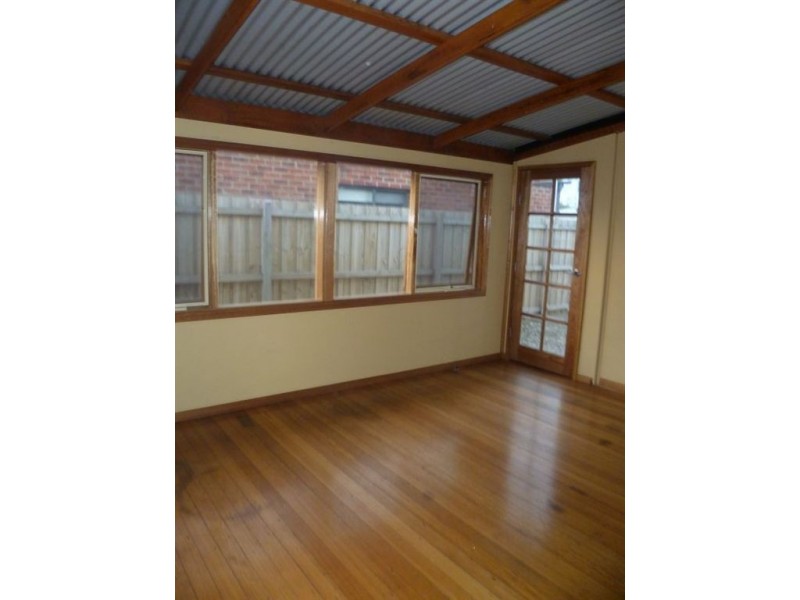 1/13 Charlotte Avenue, Newcomb VIC 3219