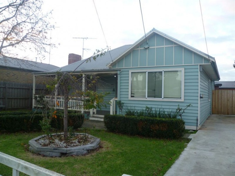 1/13 Charlotte Avenue, Newcomb VIC 3219