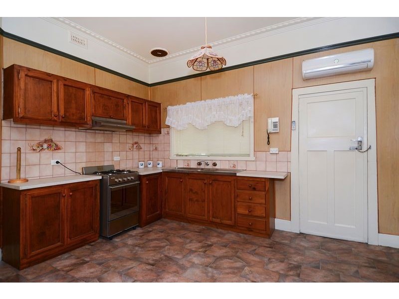 18 Foster Street, South Geelong VIC 3220