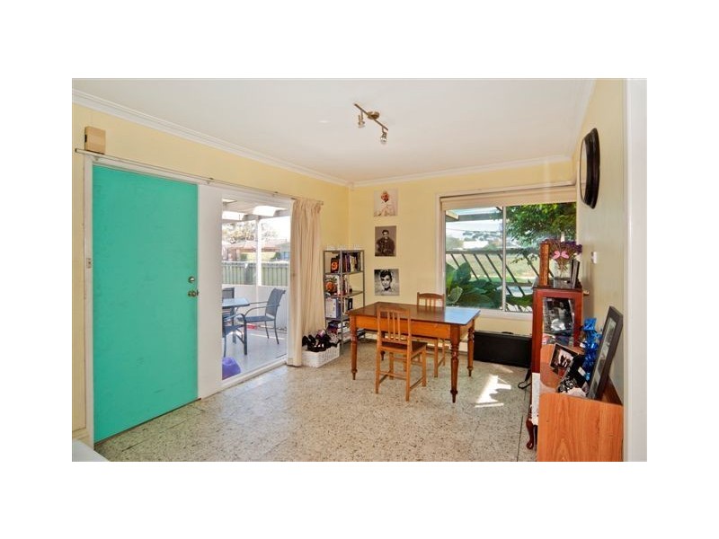 18 Fellmongers Road, Breakwater VIC 3219