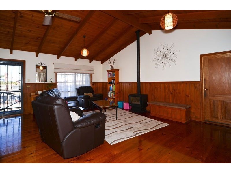 9 Justine Court, Leopold VIC 3224