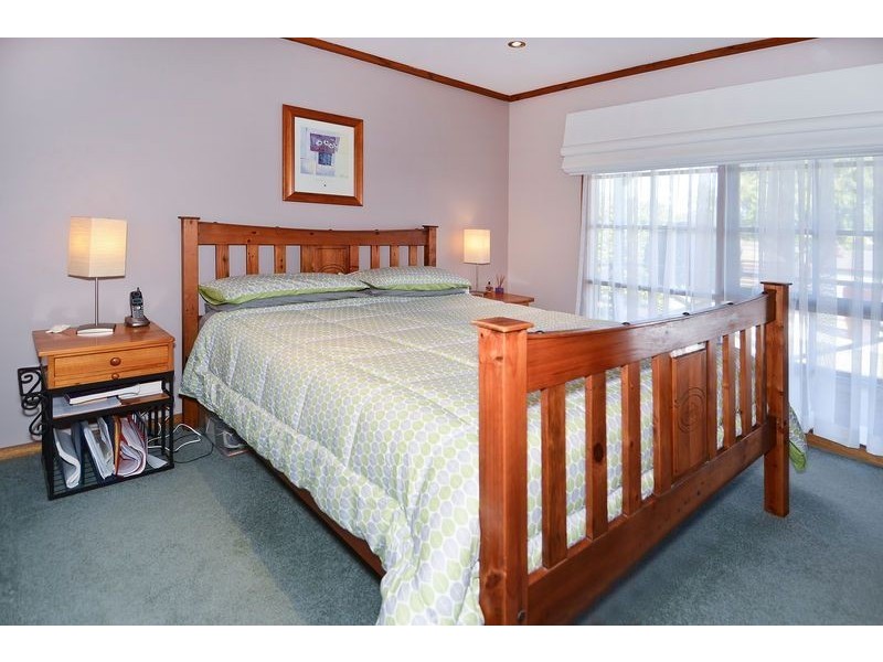 9 Justine Court, Leopold VIC 3224