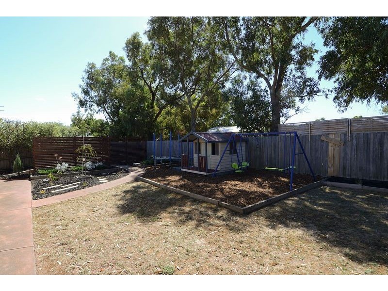 9 Justine Court, Leopold VIC 3224