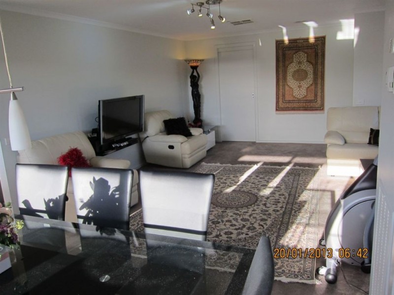 2/23 Bayfield Court, Newcomb VIC 3219