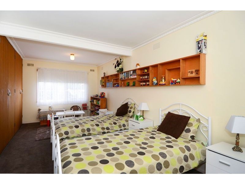 16 Pinder Court, St Albans Park VIC 3219