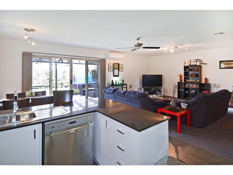 2/4 Grafton St, St Albans Park VIC 3219