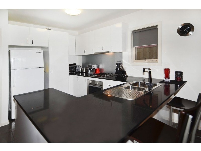 2/4 Grafton St, St Albans Park VIC 3219