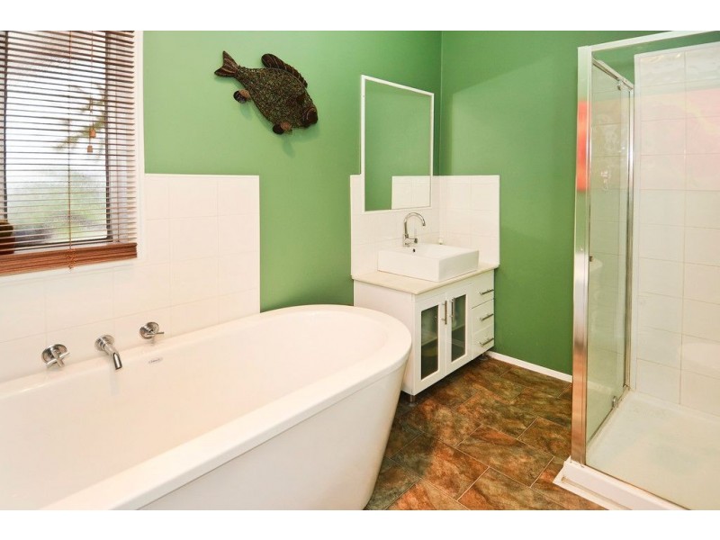 15 Birdsey Street, East Geelong VIC 3219