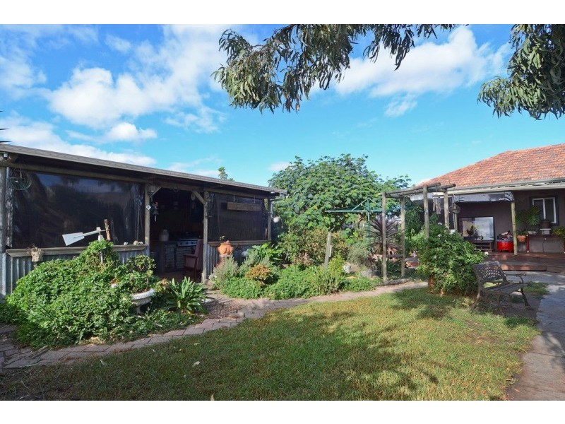 15 Birdsey Street, East Geelong VIC 3219