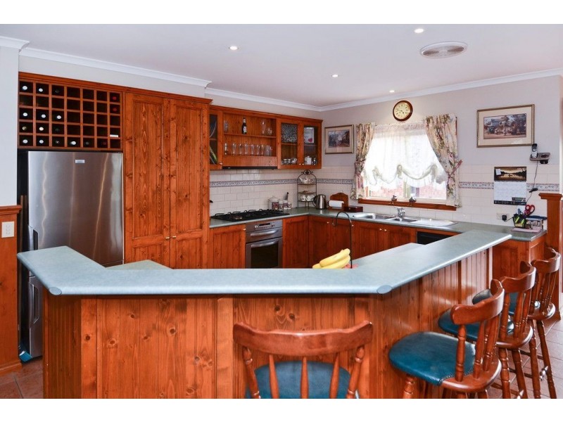 2 Abigail Court, Leopold VIC 3224