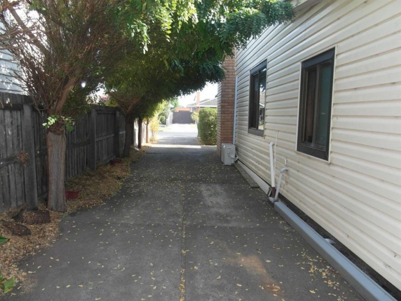 35 Miller Street, Newcomb VIC 3219