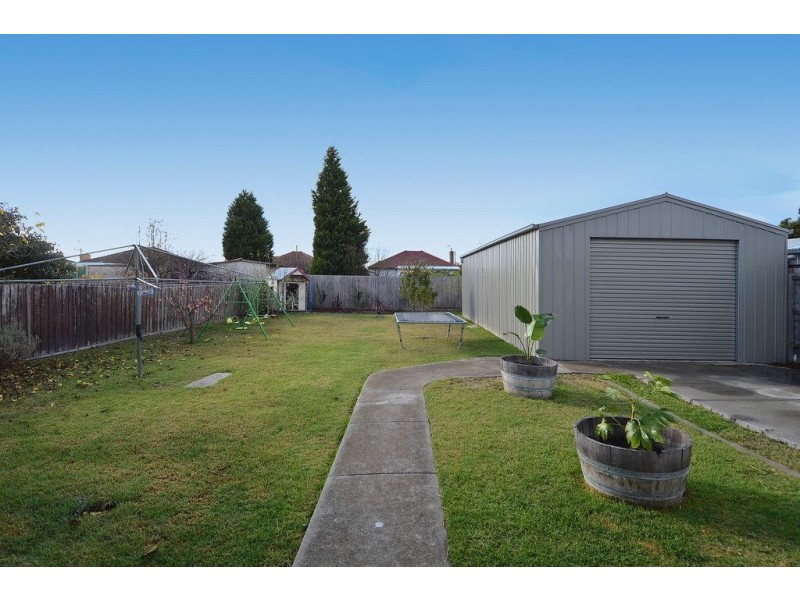 23 Poplar Street, Newcomb VIC 3219