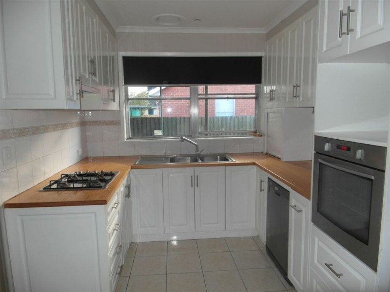 1 Oregon Avenue, Corio VIC 3214