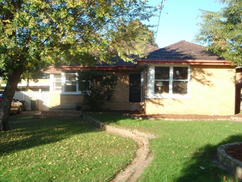 1 Strickland Avenue, Highton VIC 3216